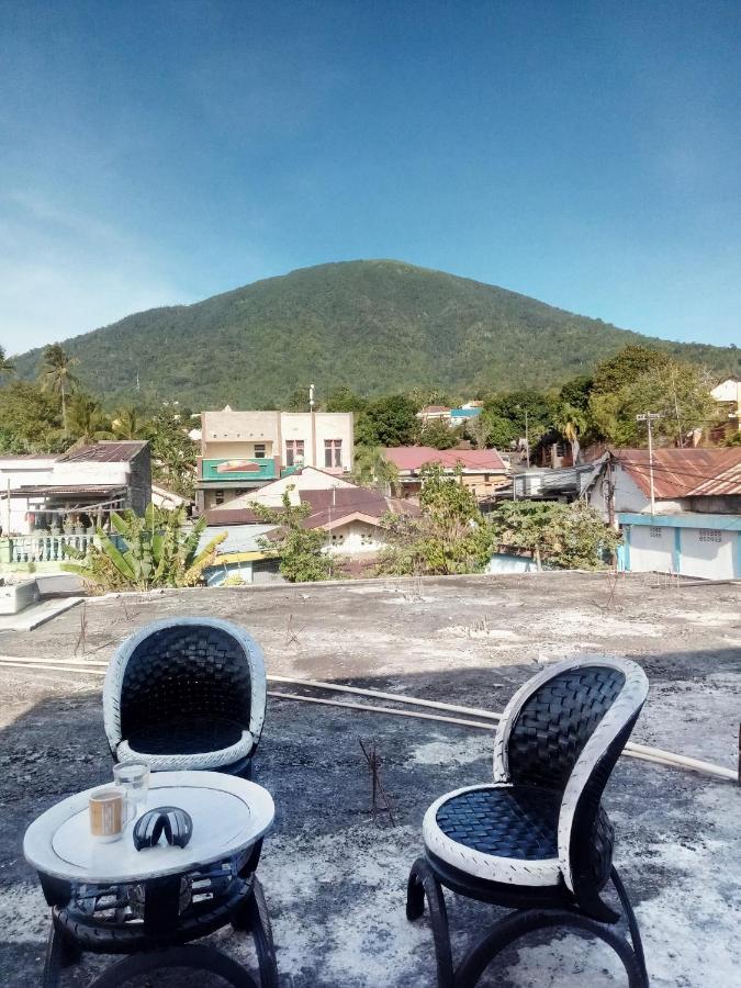 Kurnia Homestay Ternate Extérieur photo