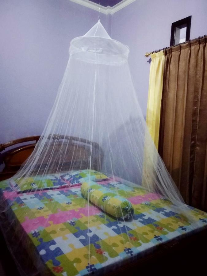 Kurnia Homestay Ternate Extérieur photo